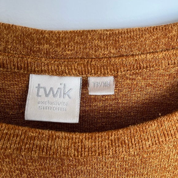 Twik Mustard Yellow Crew Neck T-Shirt relaxed fit size XS - Picture 3 of 5